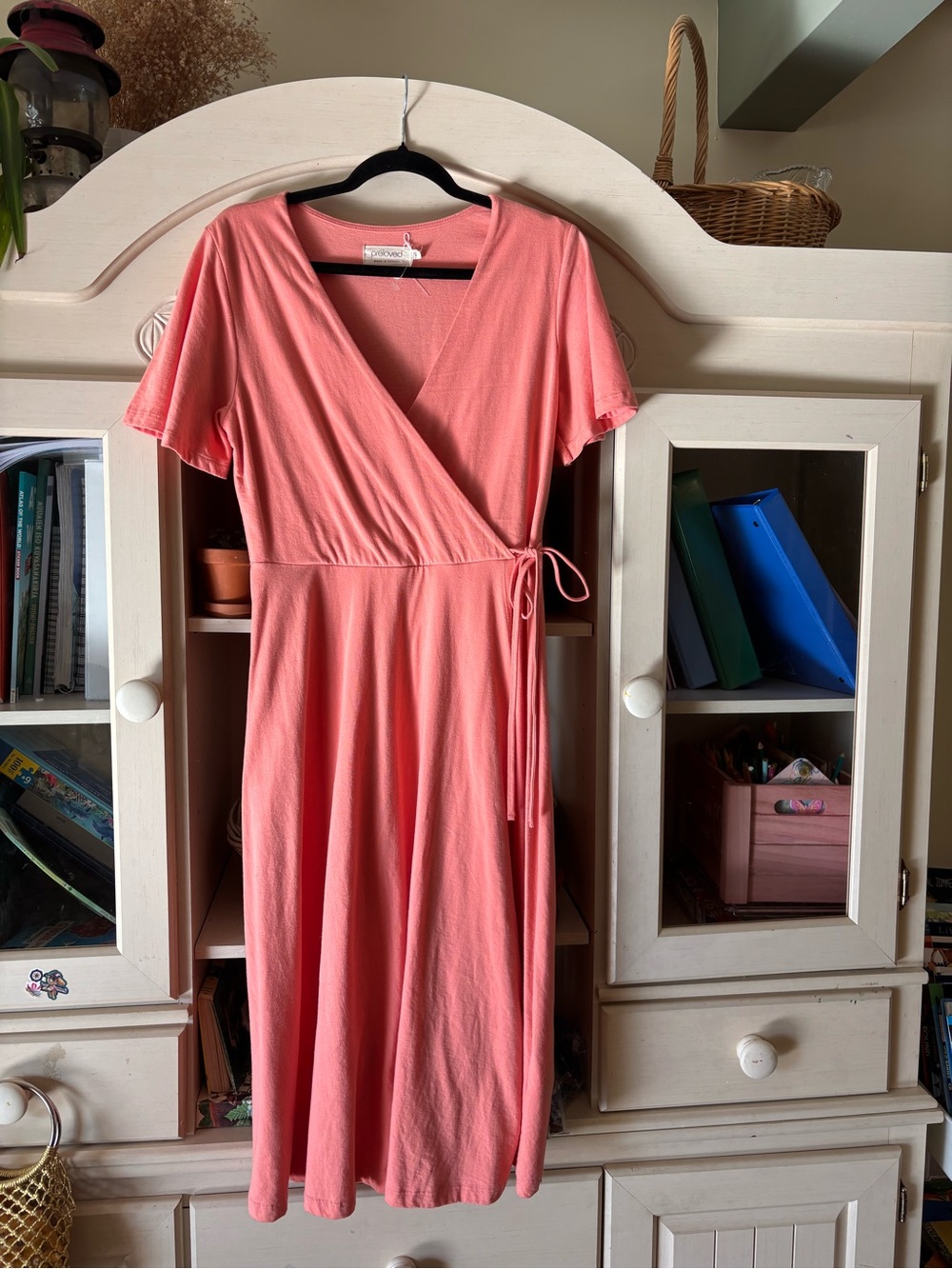 Preloved Made in Canada / Coral Wrap Midi Dress